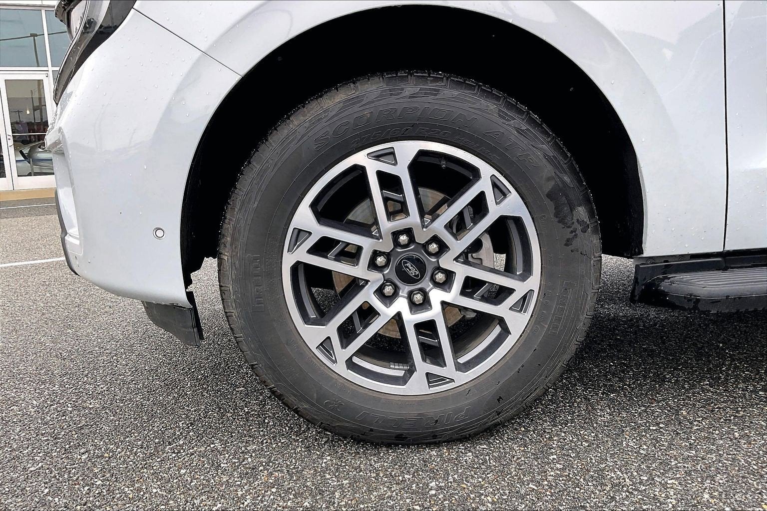 2025 Ford Expedition Max Active