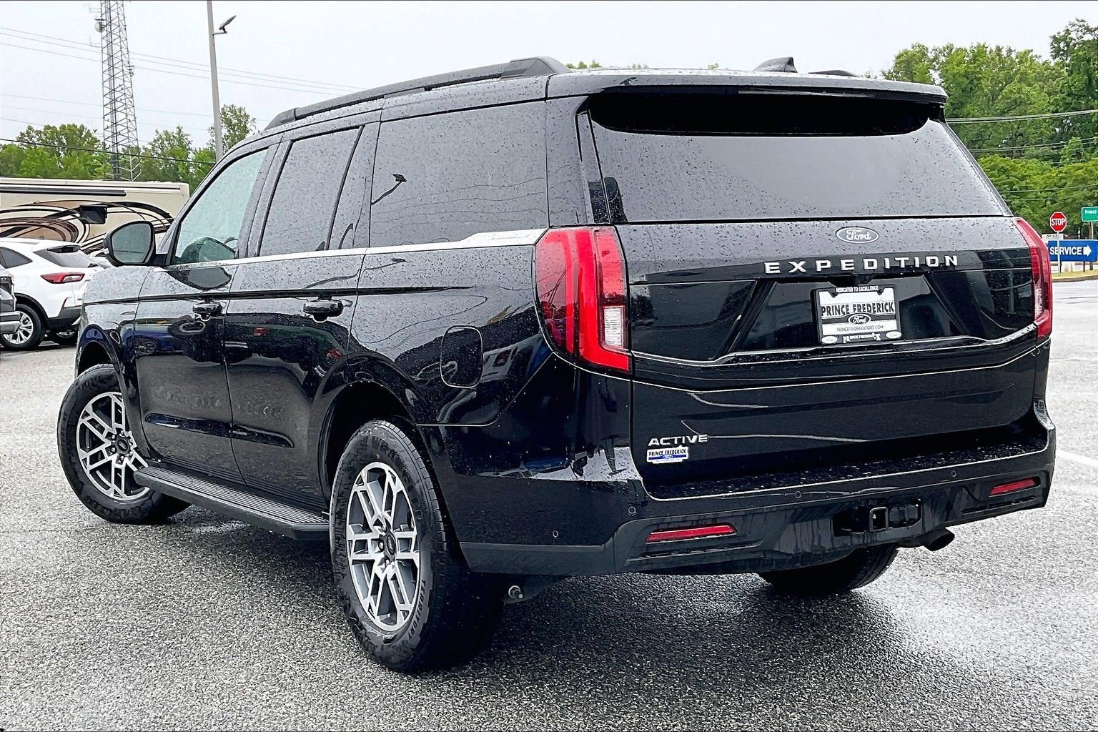 2025 Ford Expedition Active