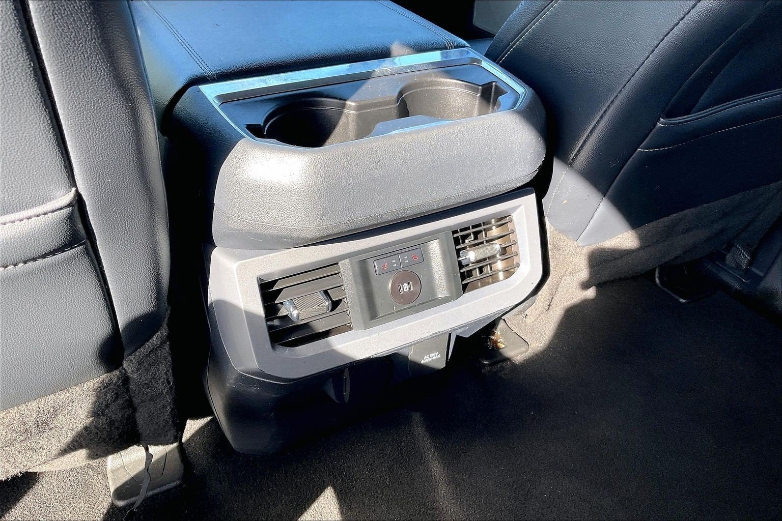 2024 Ford Super Duty F-350 SRW LARIAT