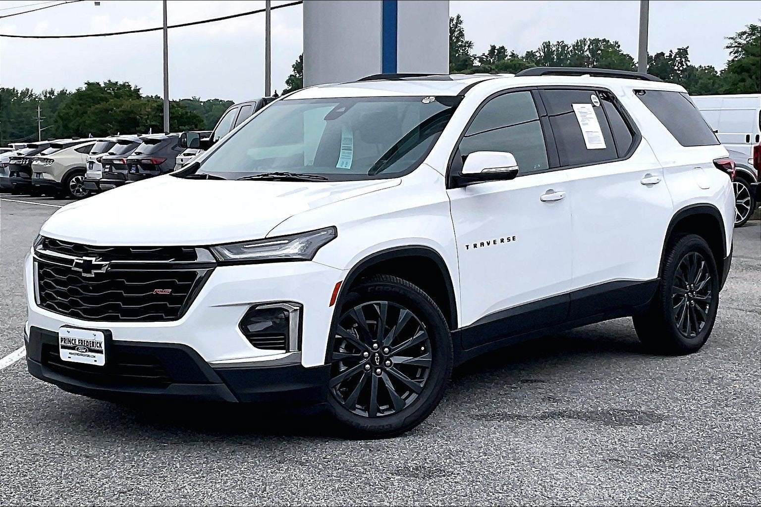2023 Chevrolet Traverse RS