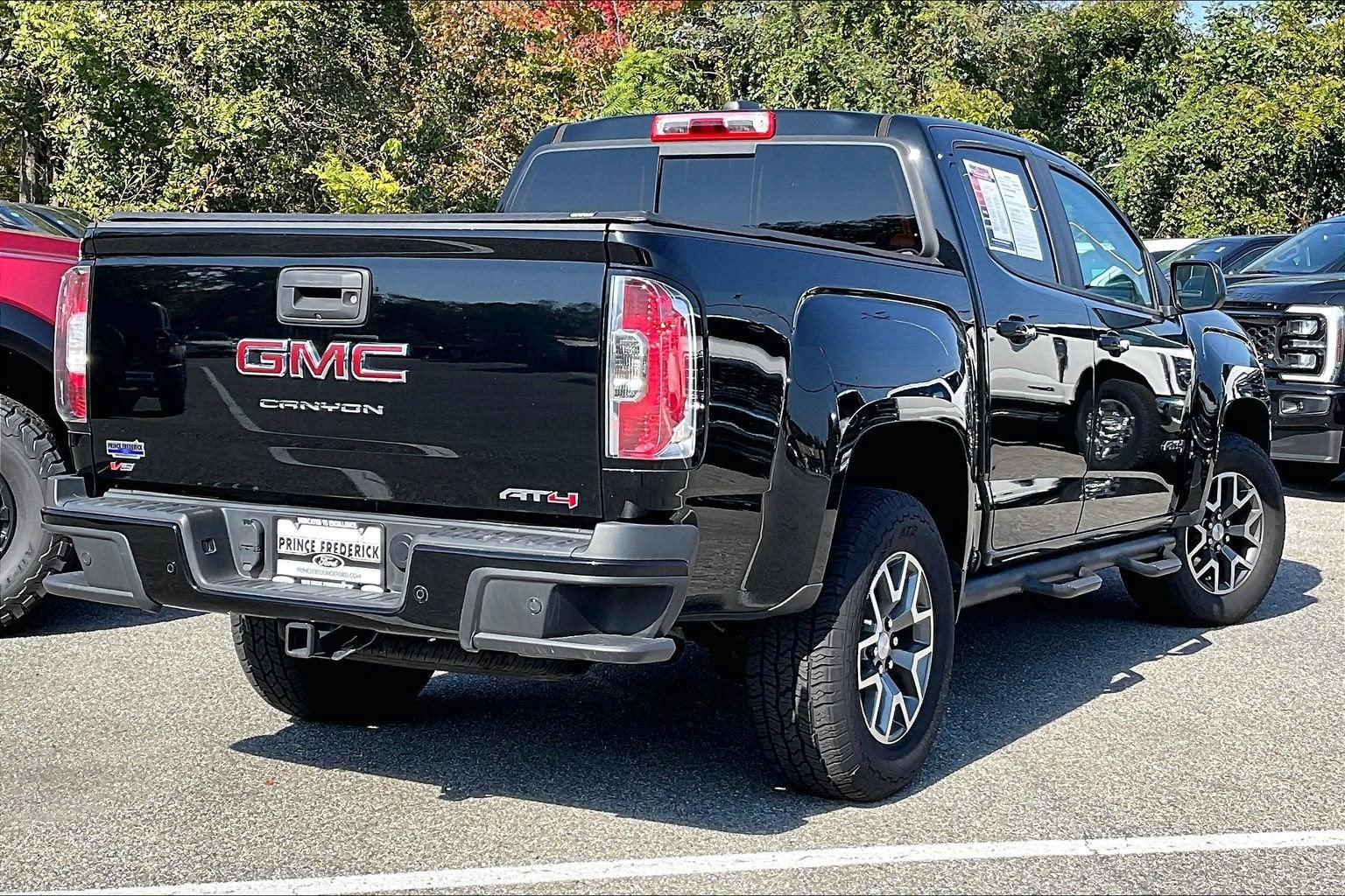 2022 GMC Canyon 4WD AT4 w/Leather