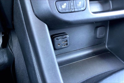 2022 GMC Canyon 4WD AT4 w/Leather