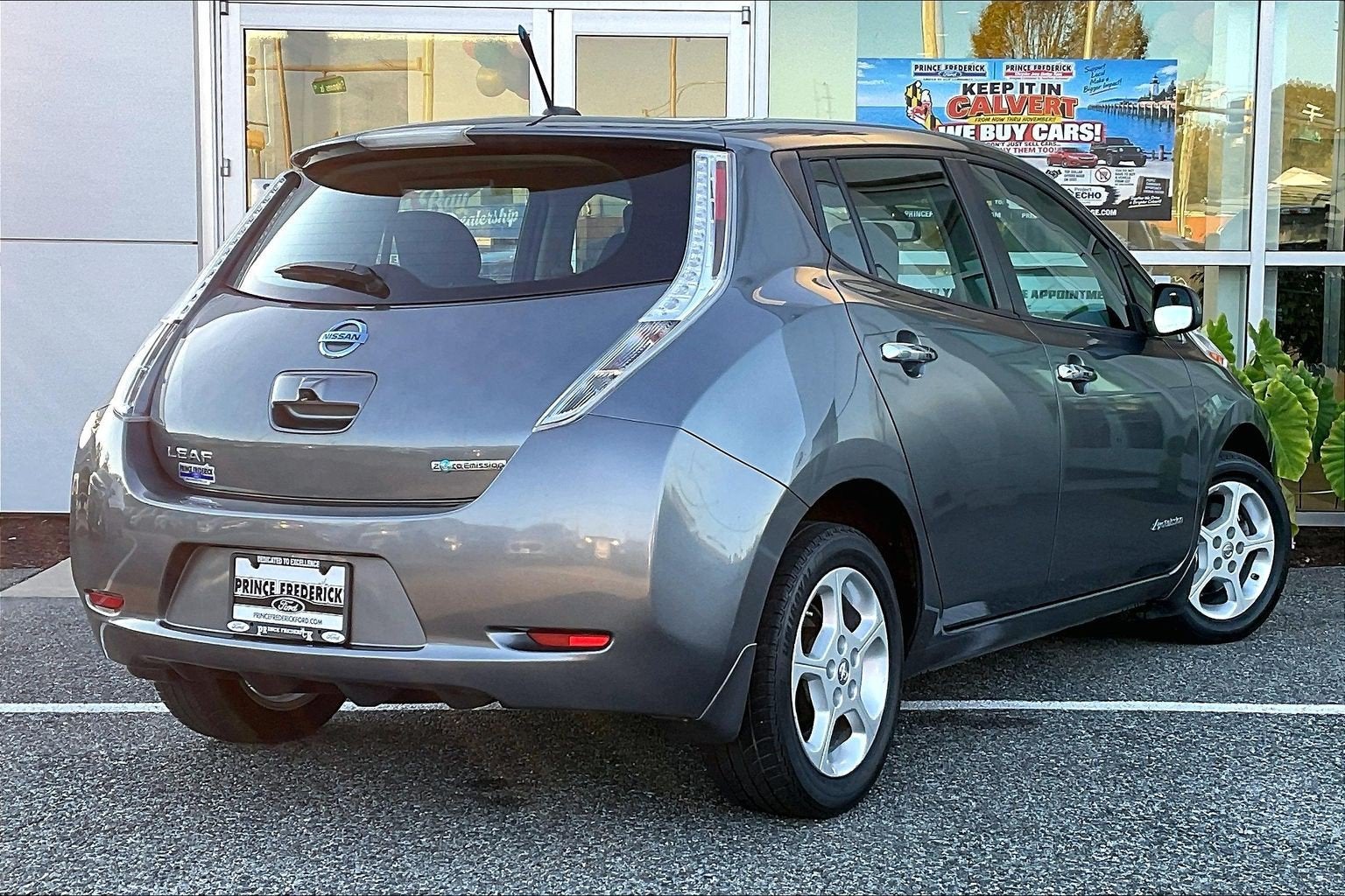 2015 Nissan LEAF SV