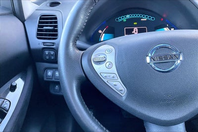 2015 Nissan LEAF SV