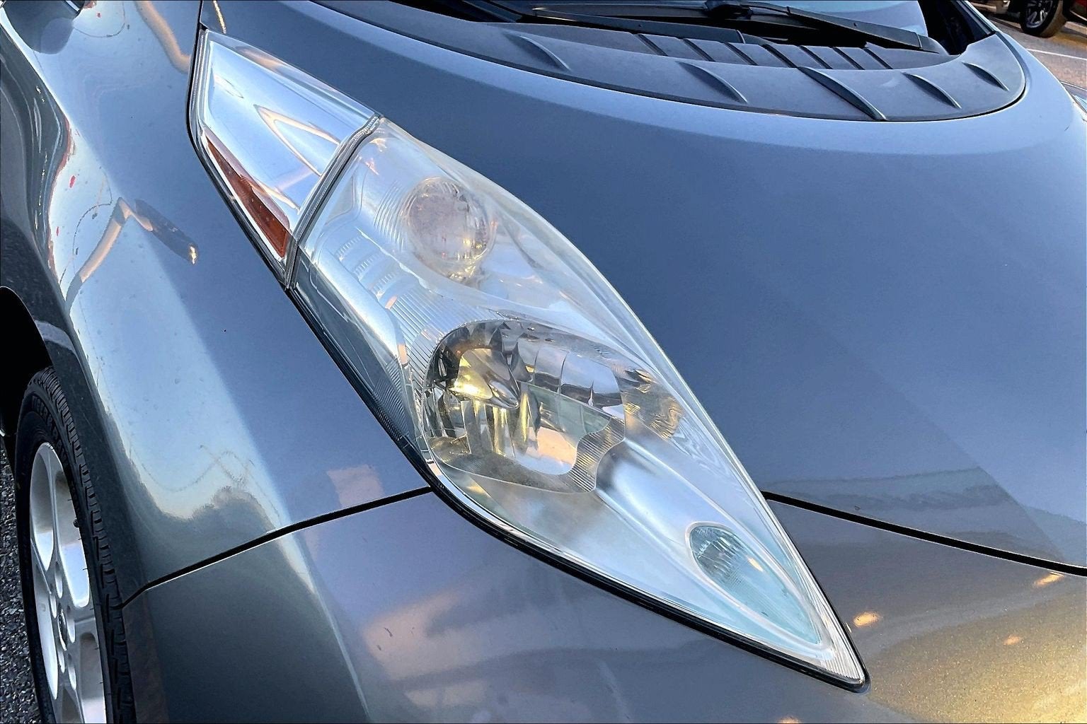 2015 Nissan LEAF SV
