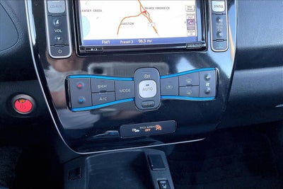 2015 Nissan LEAF SV