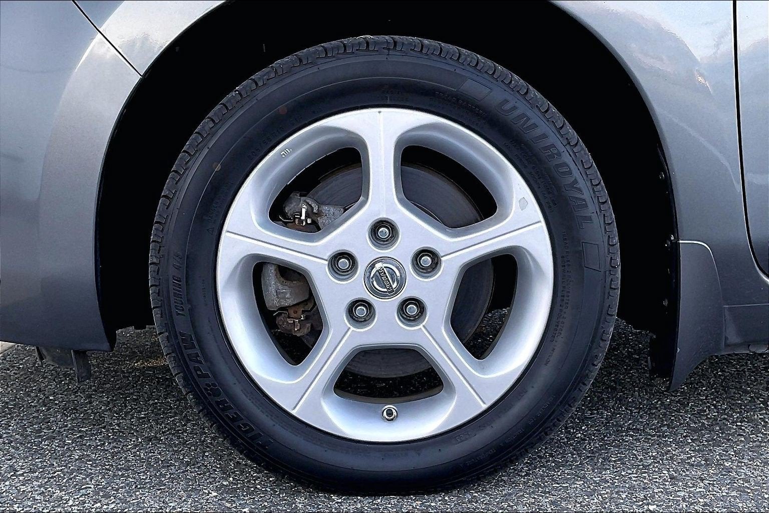2015 Nissan LEAF SV