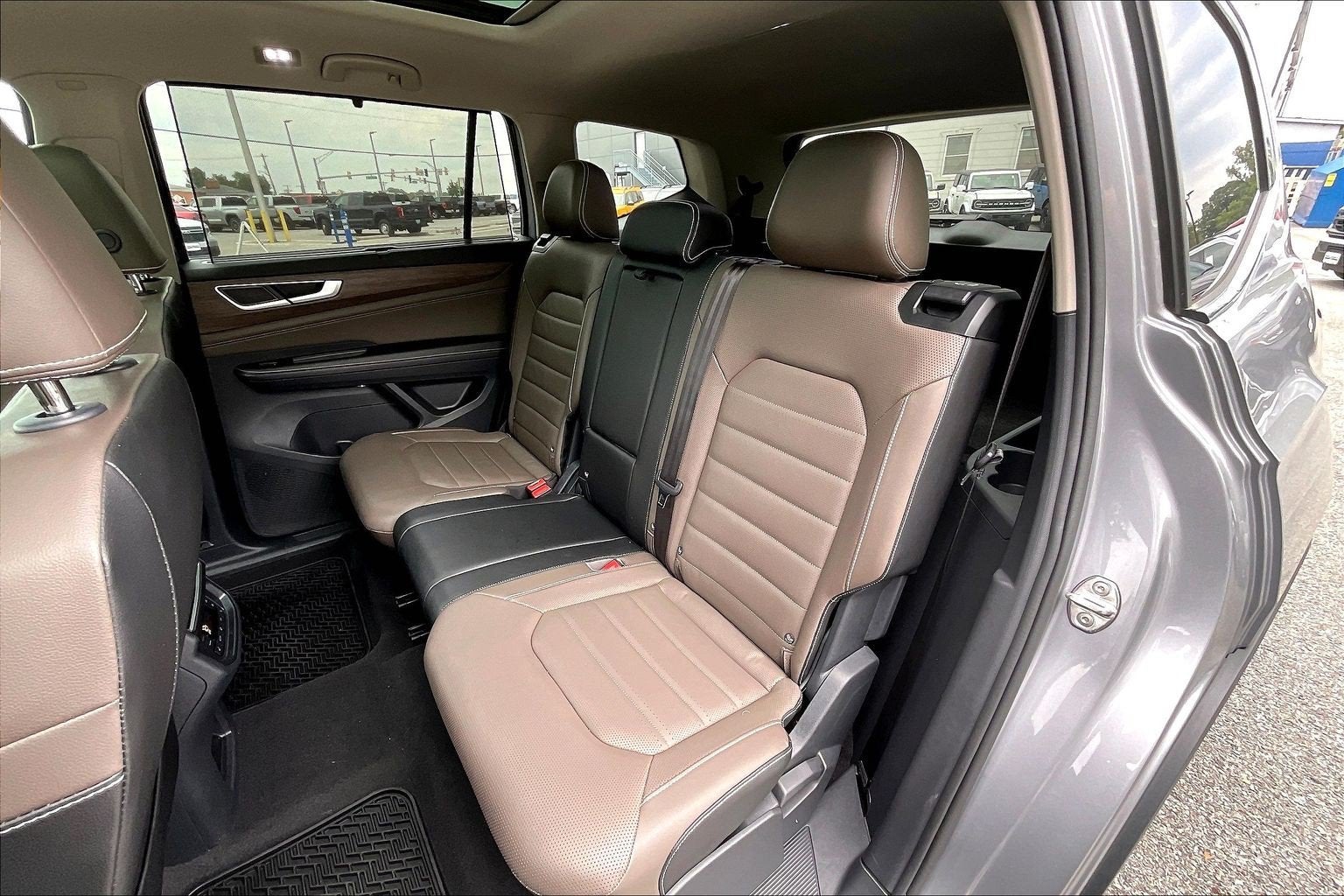 2025 Volkswagen Atlas 2.0T SEL