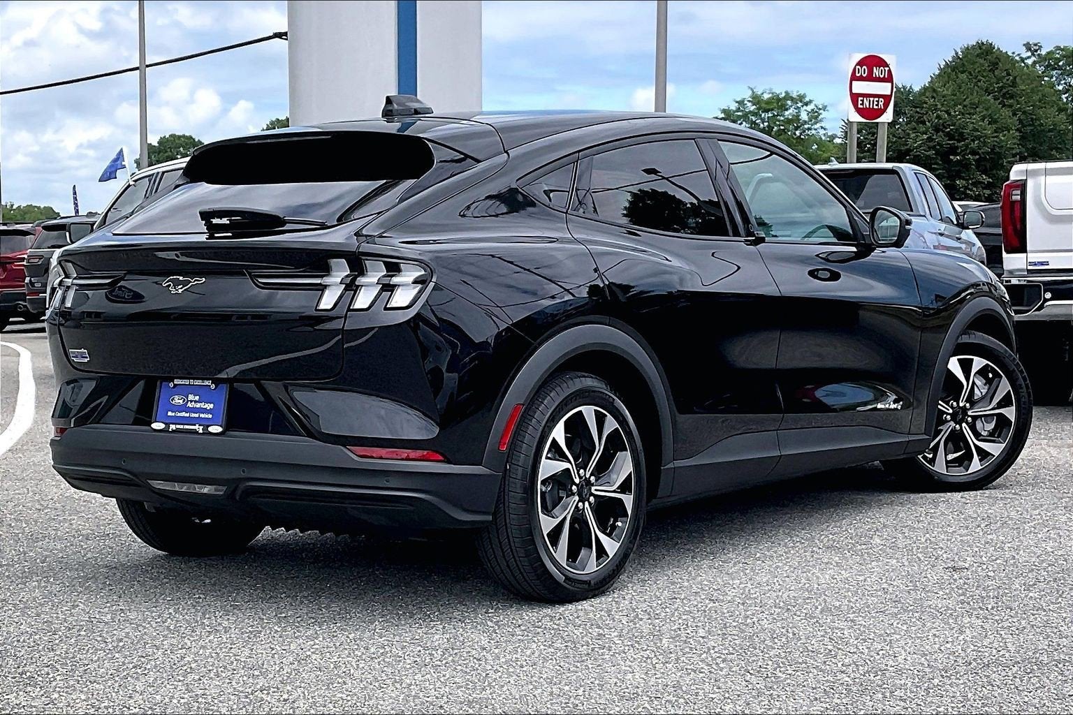 2025 Ford Mustang Mach-E Select