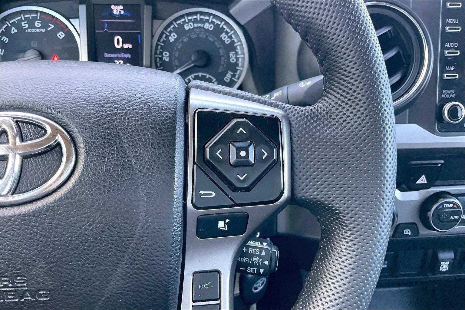 2022 Toyota Tacoma 4WD SR5
