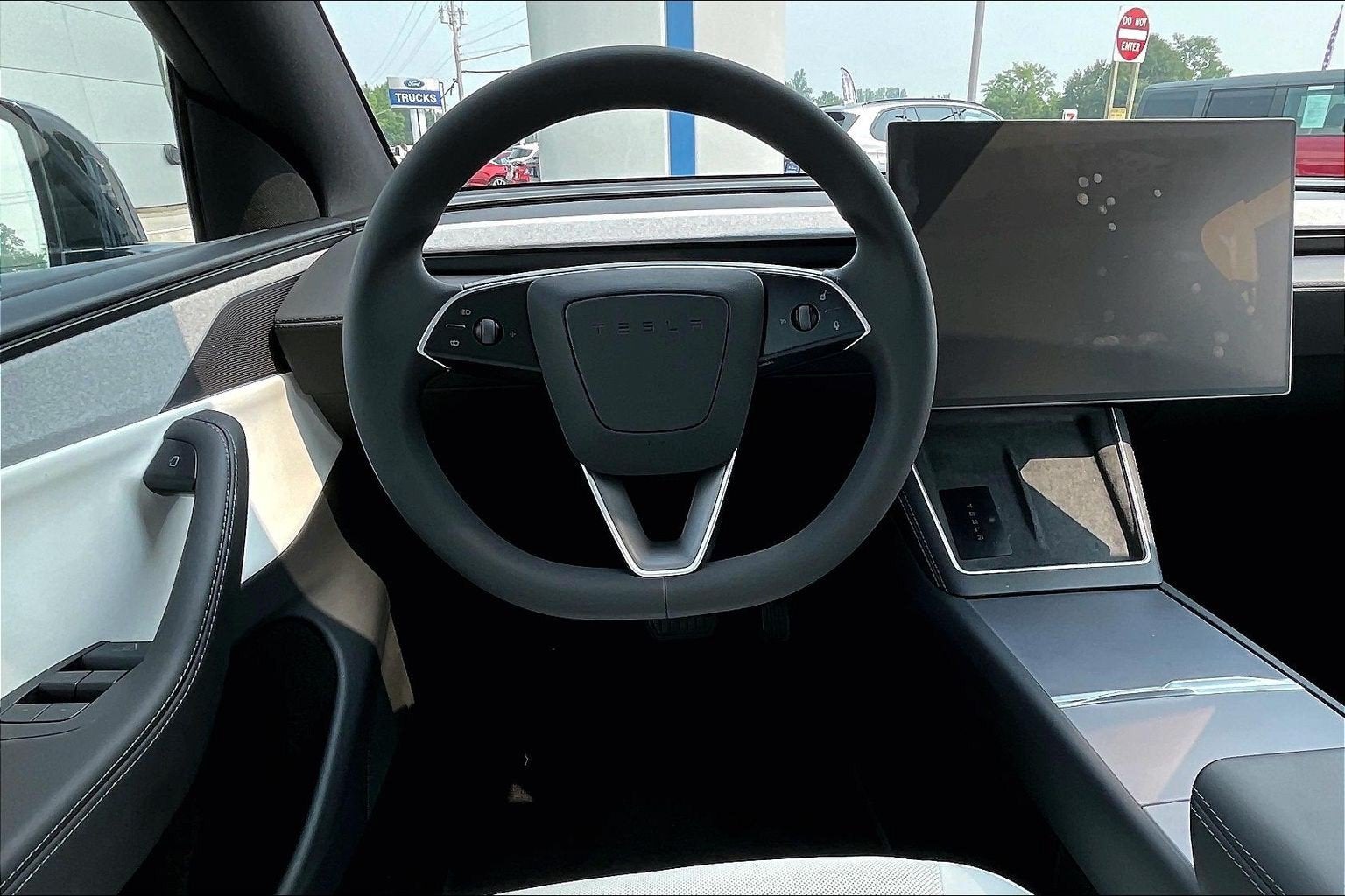 2026 Tesla Model Y Base