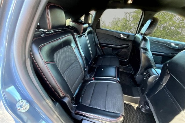 2025 Ford Escape ST-Line Elite