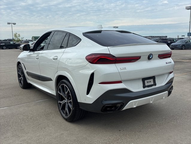 2023 BMW X6 M50i