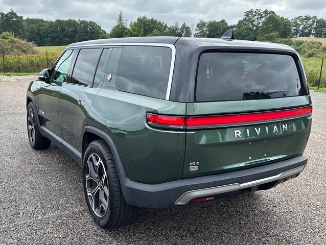 2024 Rivian R1S Adventure