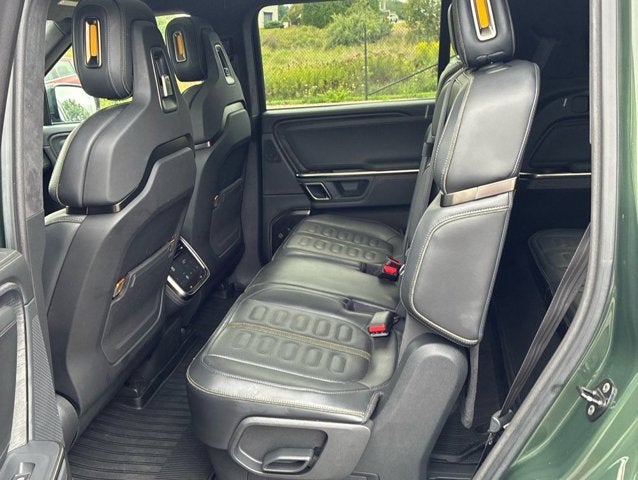 2024 Rivian R1S Adventure