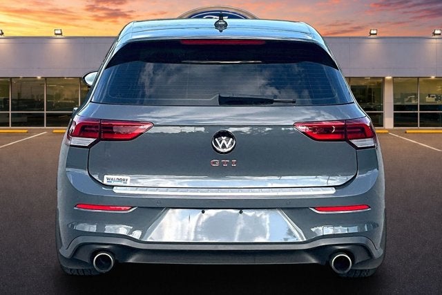 2024 Volkswagen Golf GTI 380 SE