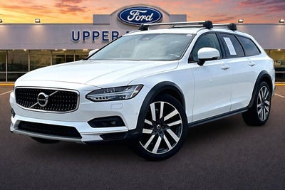 2023 Volvo V90 Cross Country Ultimate