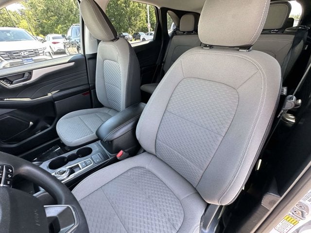 2022 Ford Escape SE Hybrid
