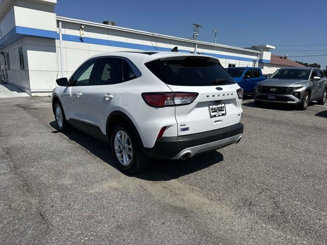 2022 Ford Escape SE Hybrid