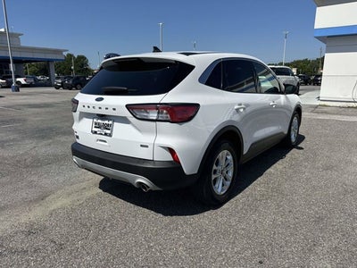 2022 Ford Escape SE Hybrid