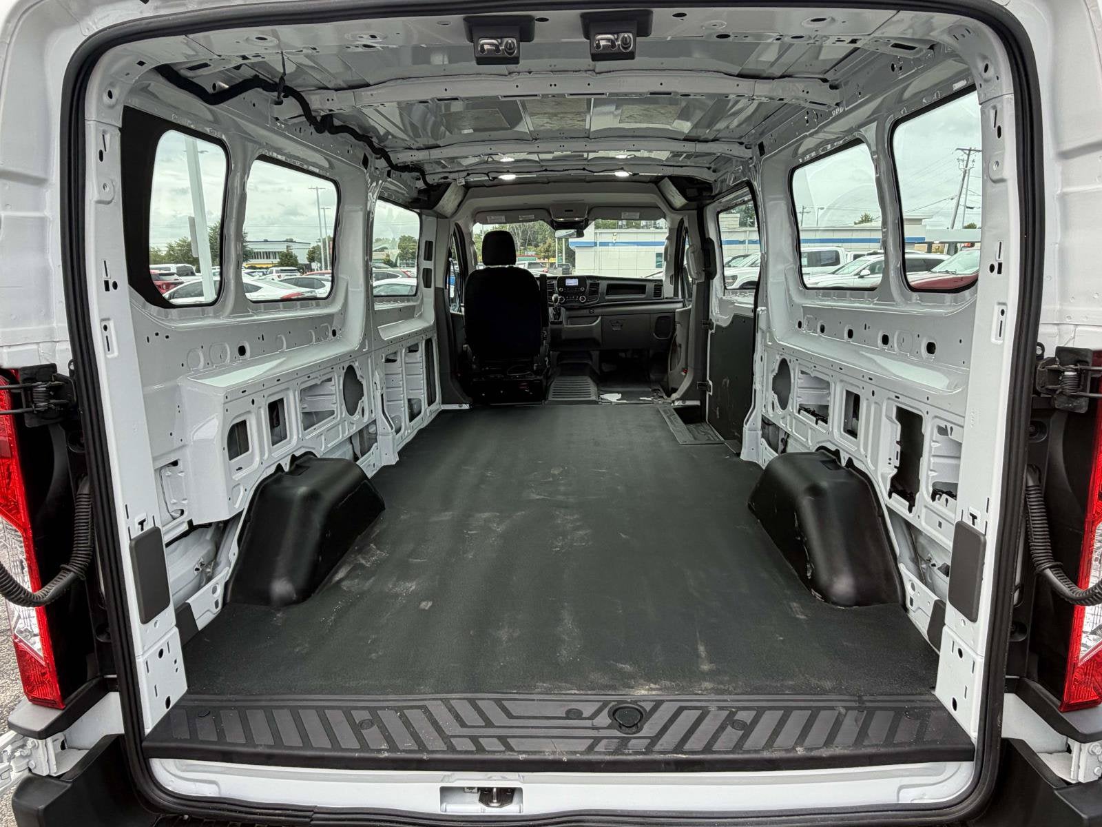 2024 Ford Transit Cargo Van T-350 130" Low Rf 9500 GVWR RWD