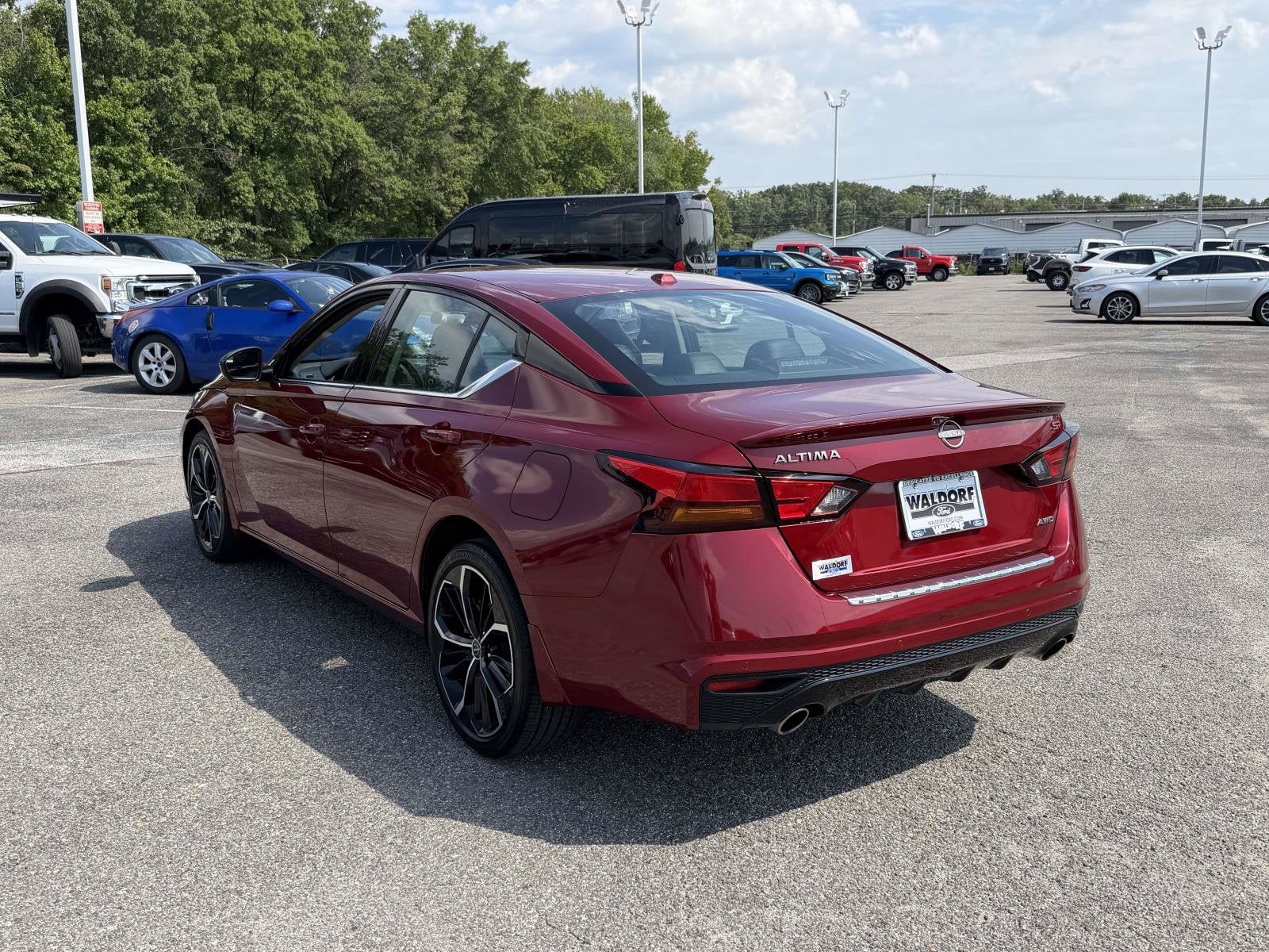 2023 Nissan Altima 2.5 SR