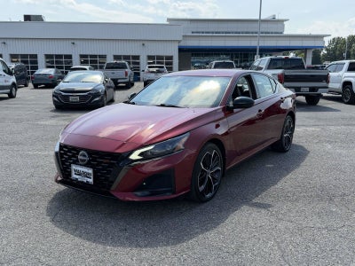 2023 Nissan Altima 2.5 SR
