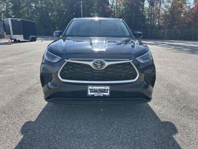 2023 Toyota Highlander Base