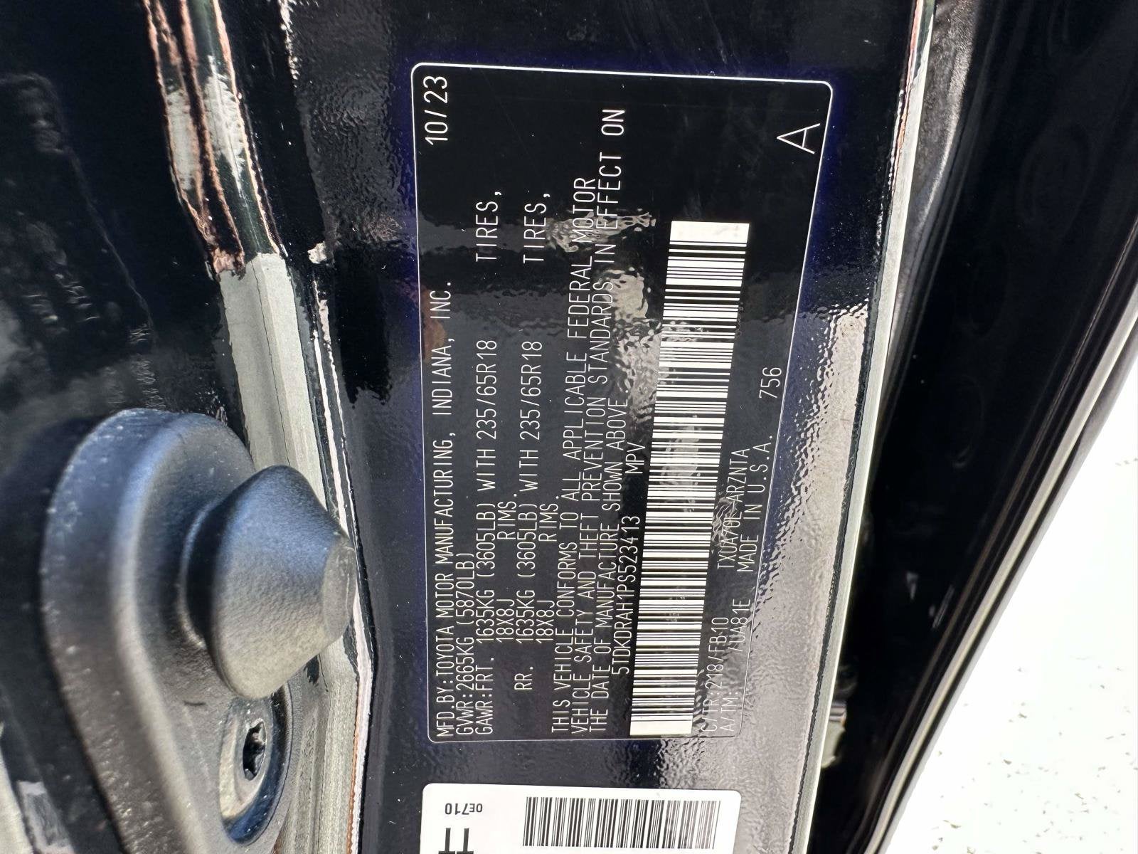 2023 Toyota Highlander Base