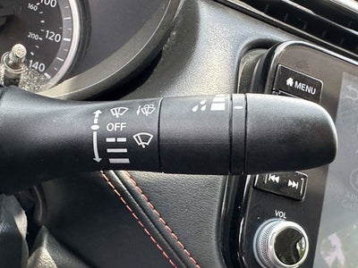 2023 Nissan Versa SR