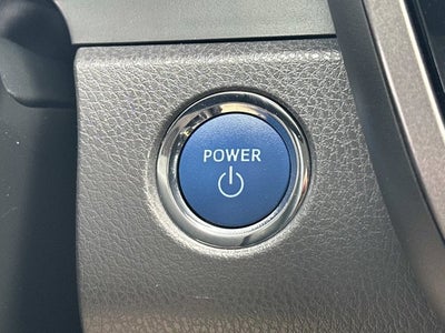 2020 Toyota Camry Hybrid XLE