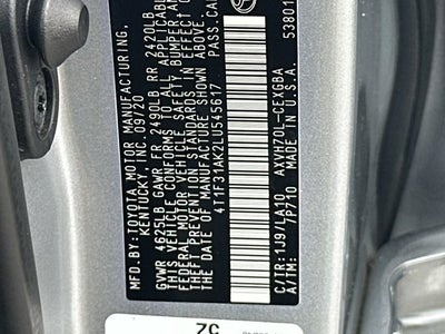2020 Toyota Camry Hybrid XLE