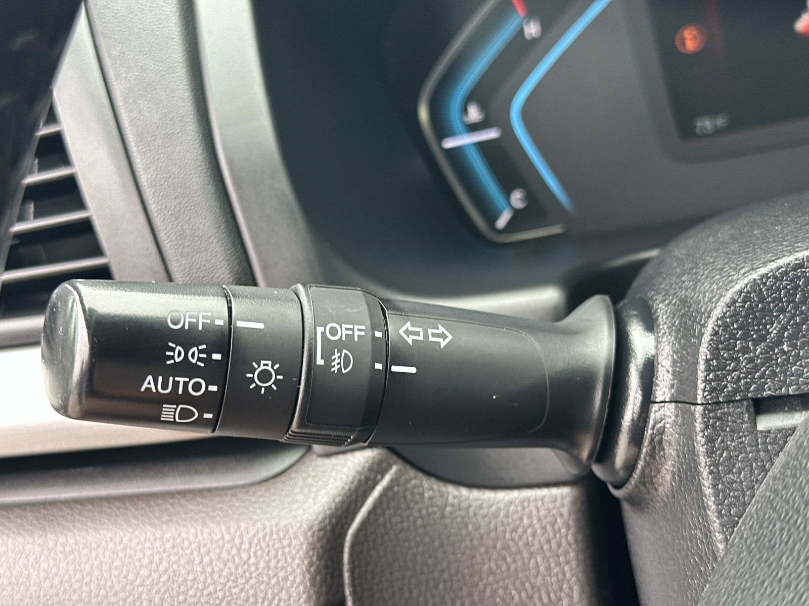 2018 Honda Odyssey EX-L - Photo 18