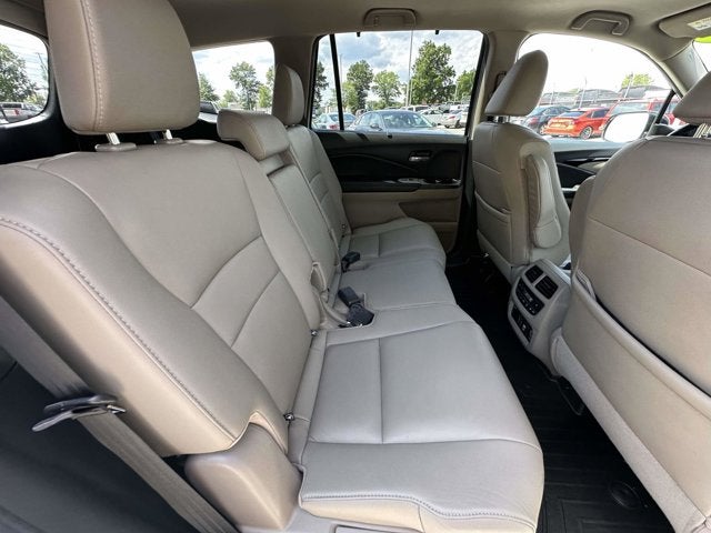 2019 Honda Pilot Touring 8-Passenger