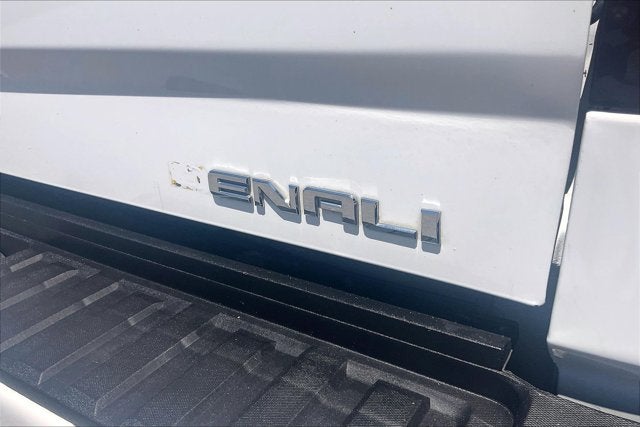 2016 GMC Sierra Denali