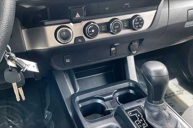 2017 Toyota Tacoma SR