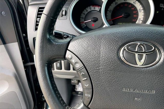 2011 Toyota TACOMA 4WD Double LB V6 AT (Natl)