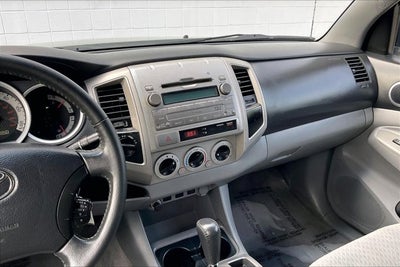 2011 Toyota TACOMA 4WD Double LB V6 AT (Natl)