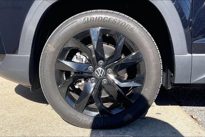 2023 Volkswagen Taos SE