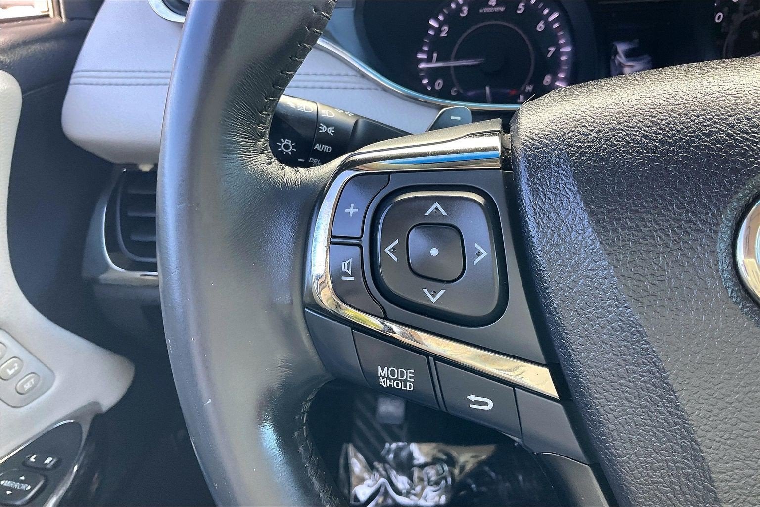 2016 Toyota Avalon Limited
