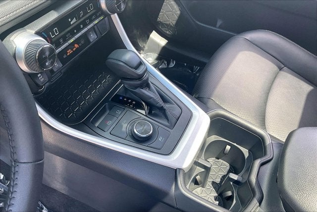 2025 Toyota RAV4 HYBRID Hybrid XLE