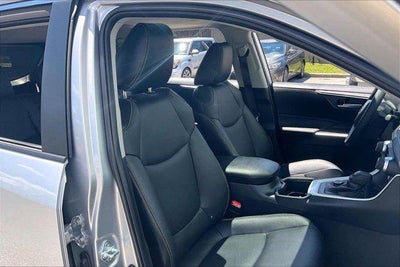2025 Toyota RAV4 HYBRID Hybrid XLE