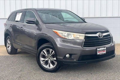 2016 Toyota Highlander Base