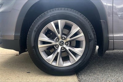 2016 Toyota Highlander Base