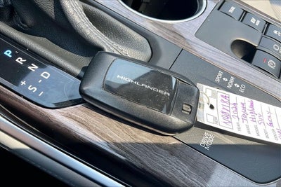 2024 Toyota Highlander Hybrid Hybrid Platinum