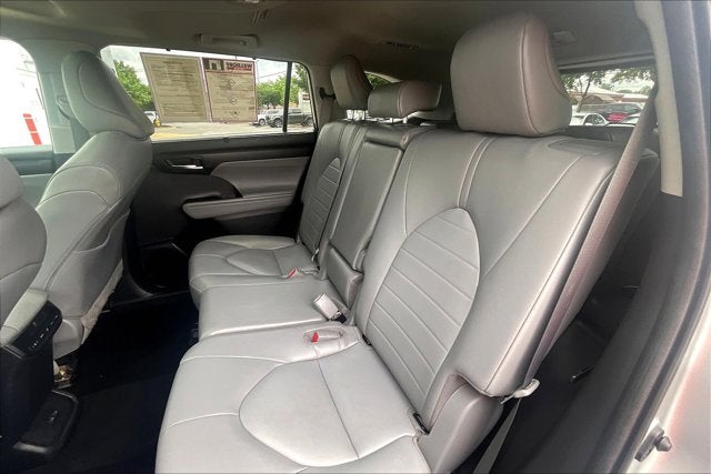 2022 Toyota Highlander XLE