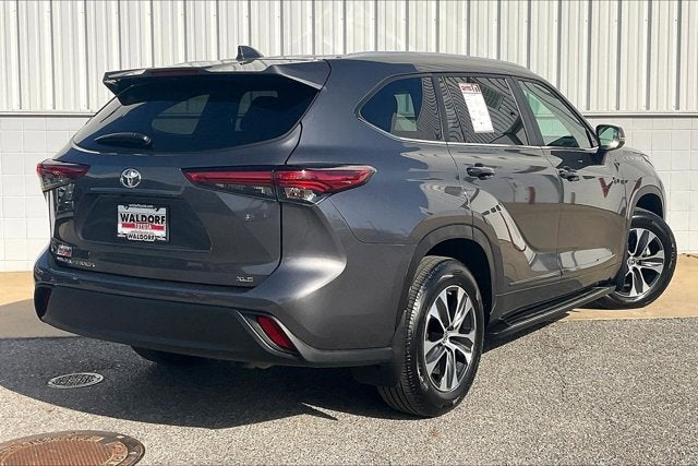 2023 Toyota Highlander Base