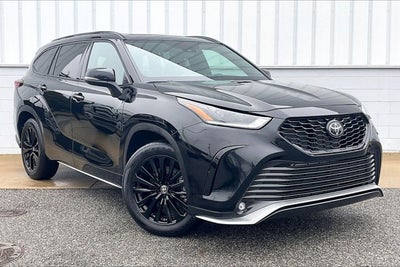 2025 Toyota Highlander Base