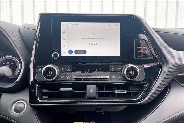 2025 Toyota Highlander Base