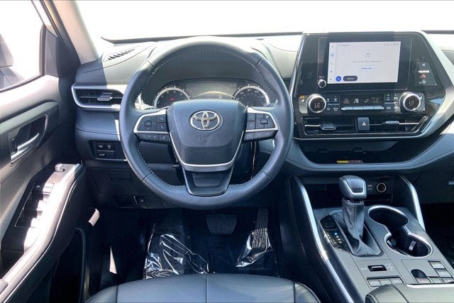 2025 Toyota Highlander XLE